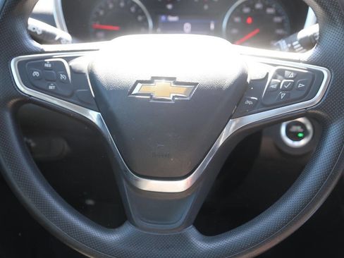 Used 2019 Chevrolet Equinox LT AWD/4WD image 18