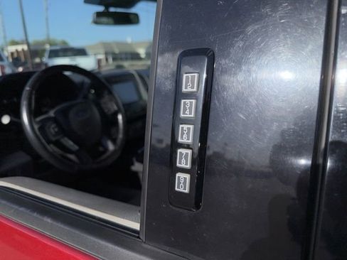 Used 2020 Ford F150 XLT w/ Equipment Group 302A Luxury AWD/4WD image 29