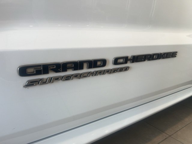 Used 2020 Jeep Grand Cherokee Trackhawk AWD/4WD image 8