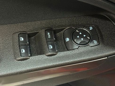 Used 2020 Ford EcoSport SE image 24