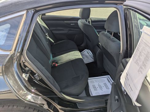 Used 2015 Nissan Altima 2.5 S w/ Power Driver Seat Package image 16