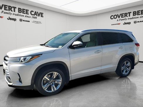 Used 2019 Toyota Highlander Limited image 4