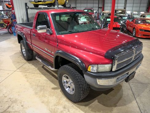 Used 1997 Dodge Ram 1500 Truck 4x4 Regular Cab image 14