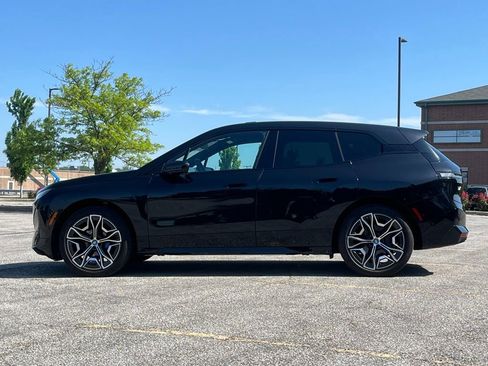 Used 2025 BMW iX xDrive50 AWD/4WD image 4