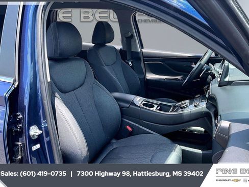 Used 2023 Hyundai Santa Fe SE FWD image 6