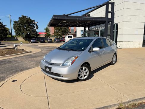 Used 2009 Toyota Prius Touring image 1