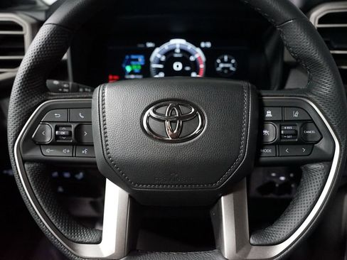 Used 2025 Toyota Tundra Limited image 14