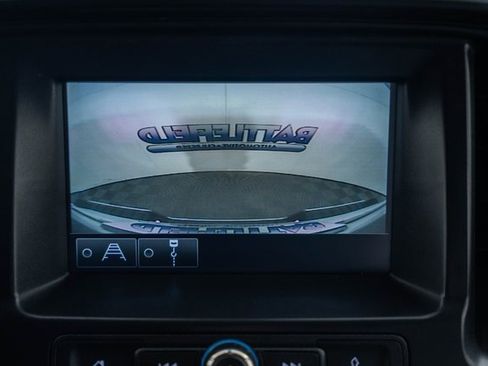 Used 2018 Chevrolet Colorado W/T image 34