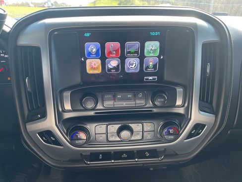 Used 2017 GMC Sierra 1500 SLE w/ Suspension Package, Off-Road AWD/4WD image 18