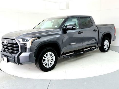 Used 2024 Toyota Tundra SR5 w/ SR5 Convenience Package AWD/4WD image 3
