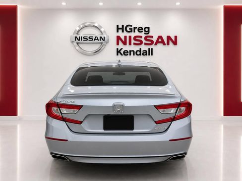 Used 2019 Honda Accord Sport image 6
