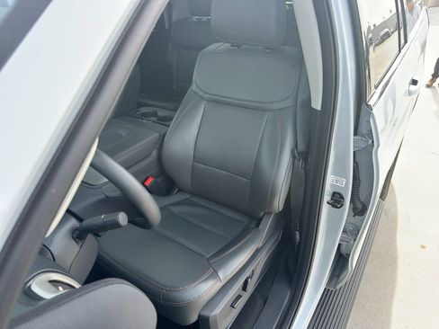 Used 2025 Ford Expedition Max Active image 27