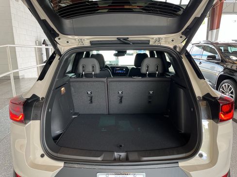 New 2026 Chevrolet TrailBlazer ACTIV w/ Convenience Package FWD image 8
