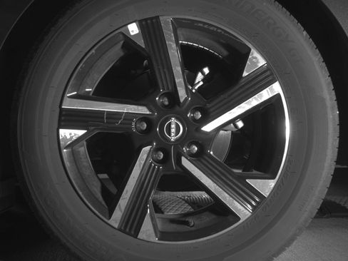 Used 2025 Nissan Sentra SV image 14