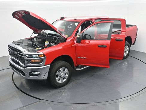 Used 2026 RAM 2500 Big Horn AWD/4WD image 37
