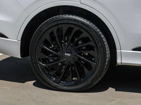 Used 2025 Lincoln Aviator Reserve w/ Jet Appearance Package AWD/4WD image 60
