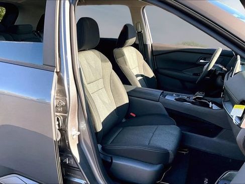 New 2026 Nissan Rogue SV w/ Cold Weather Package FWD image 9