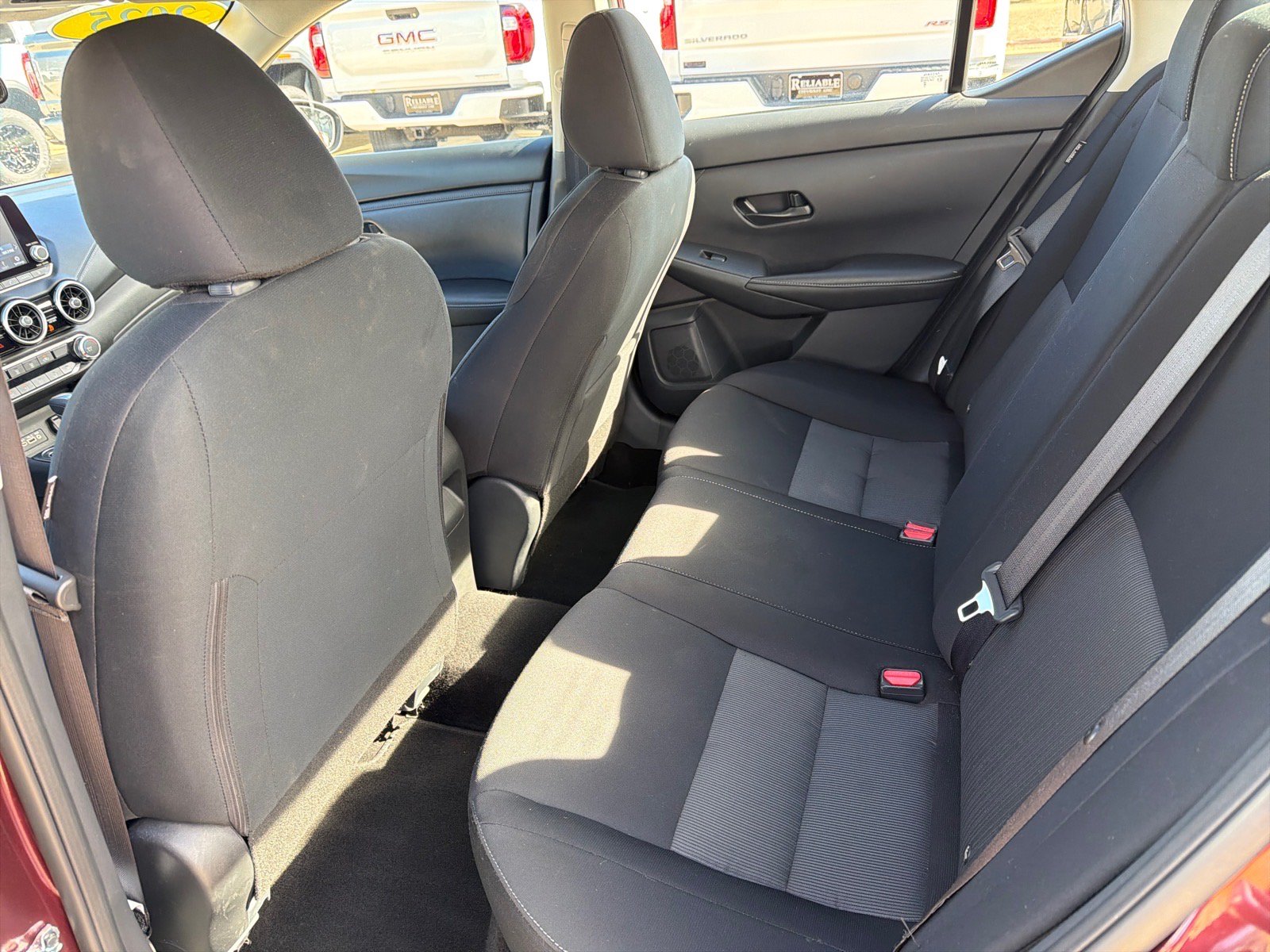 Used 2025 Nissan Sentra SV FWD image 11