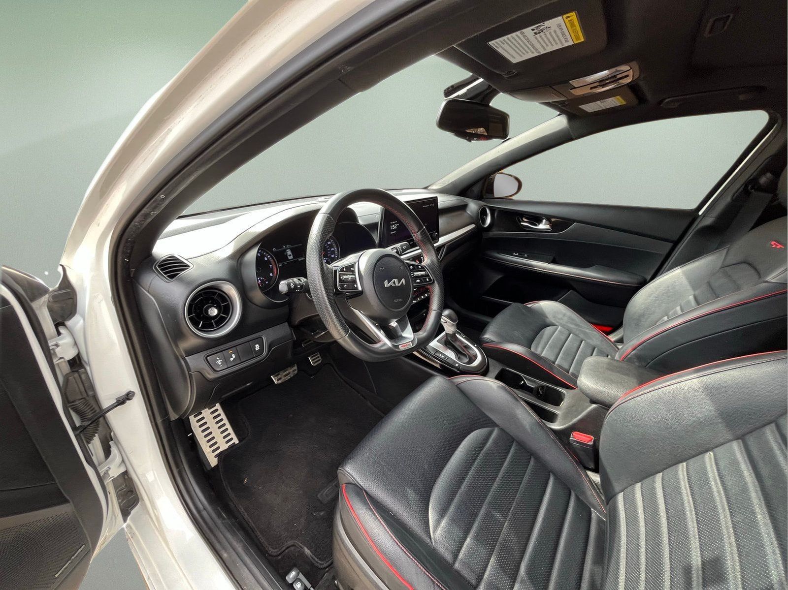 Used 2023 Kia Forte GT w/ GT2 Package FWD image 12