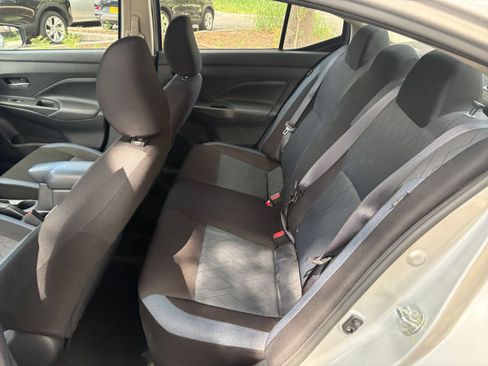 Used 2025 Nissan Versa SV FWD image 35
