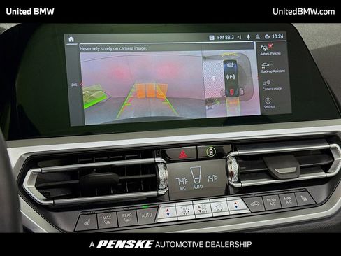 Used 2022 BMW M4 xDrive Competition image 9