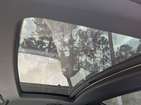 Used 2013 Mercedes-Benz SL 550 image 13