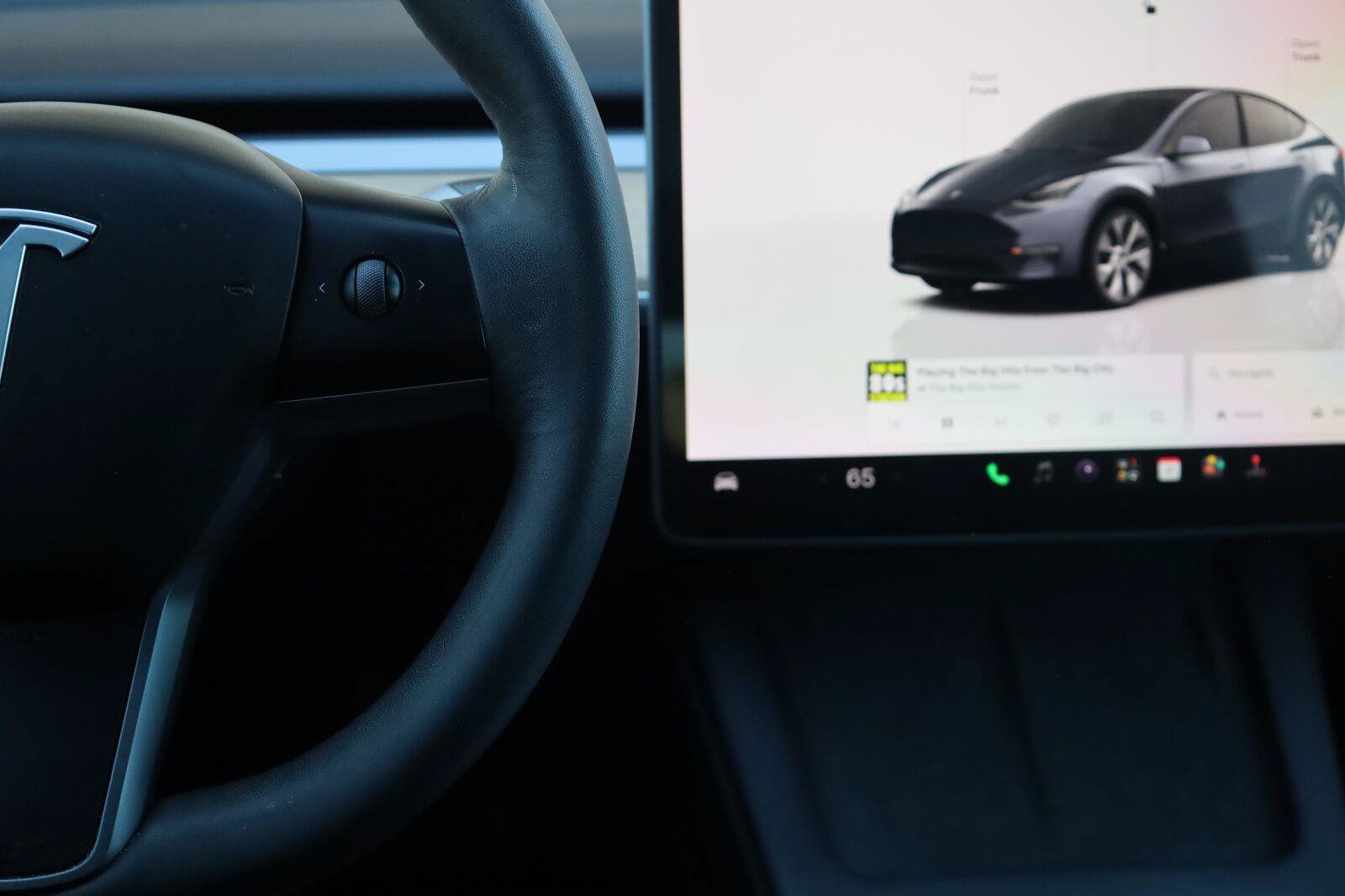 Used 2023 Tesla Model Y Long Range AWD/4WD image 33
