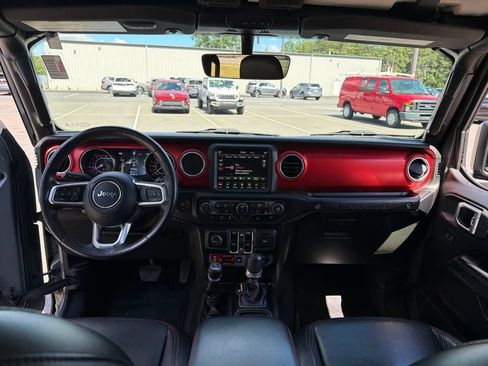 Used 2019 Jeep Wrangler Unlimited Rubicon AWD/4WD image 8