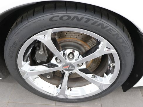 Used 2013 Chevrolet Corvette Grand Sport w/ 4LT Preferred Equipment Group RWD image 46