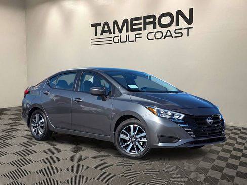 New 2025 Nissan Versa SV w/ Trunk Package image 1