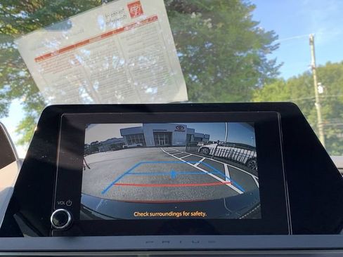 Used 2026 Toyota Prius XLE FWD image 22