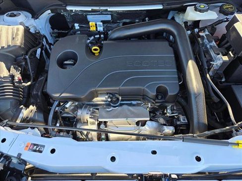 New 2026 Chevrolet Equinox RS w/ Safety and Technology Package image 19