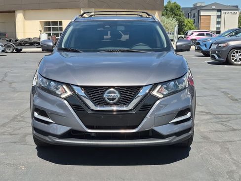 Used 2022 Nissan Rogue Sport SL FWD image 11