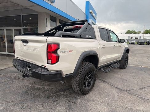 New 2026 Chevrolet Colorado ZR2 w/ Midnight Edition image 3