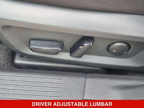 Used 2024 Nissan Rogue SV FWD image 17