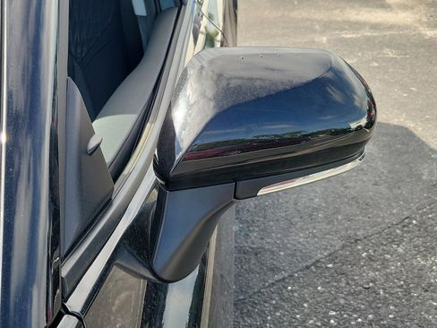 Used 2025 Toyota Camry LE image 11