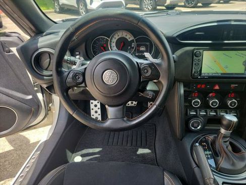 Certified 2017 Toyota 86 860 Special Edition RWD image 17