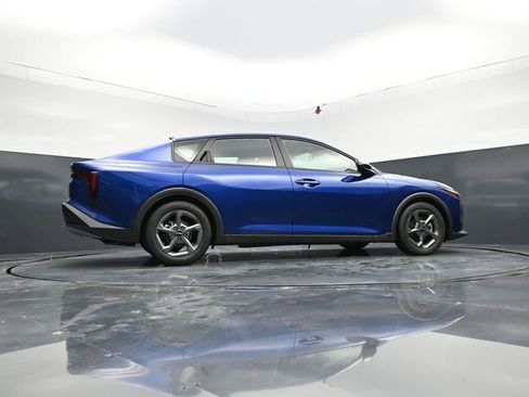 Used 2025 Kia K4 LXS image 50