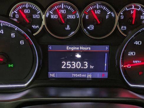 Used 2021 Chevrolet Silverado 1500 LT w/ Bed Protection Package image 27