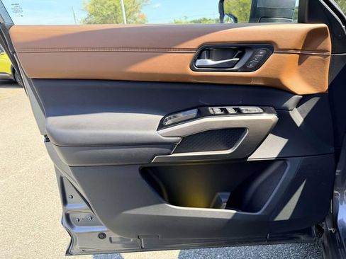 Used 2024 Nissan Pathfinder Platinum w/ Cargo Package FWD image 14