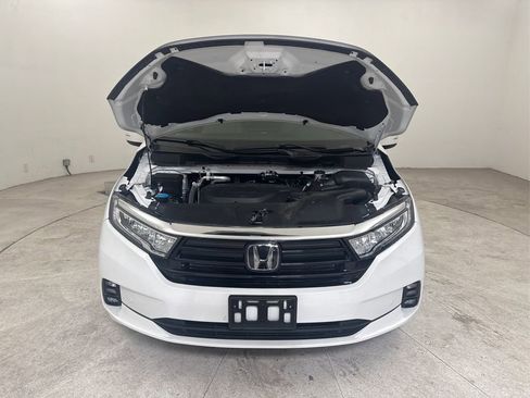 Used 2023 Honda Odyssey Elite image 9