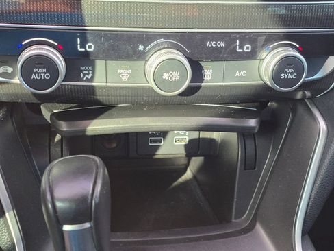 Used 2022 Honda Accord Sport image 26