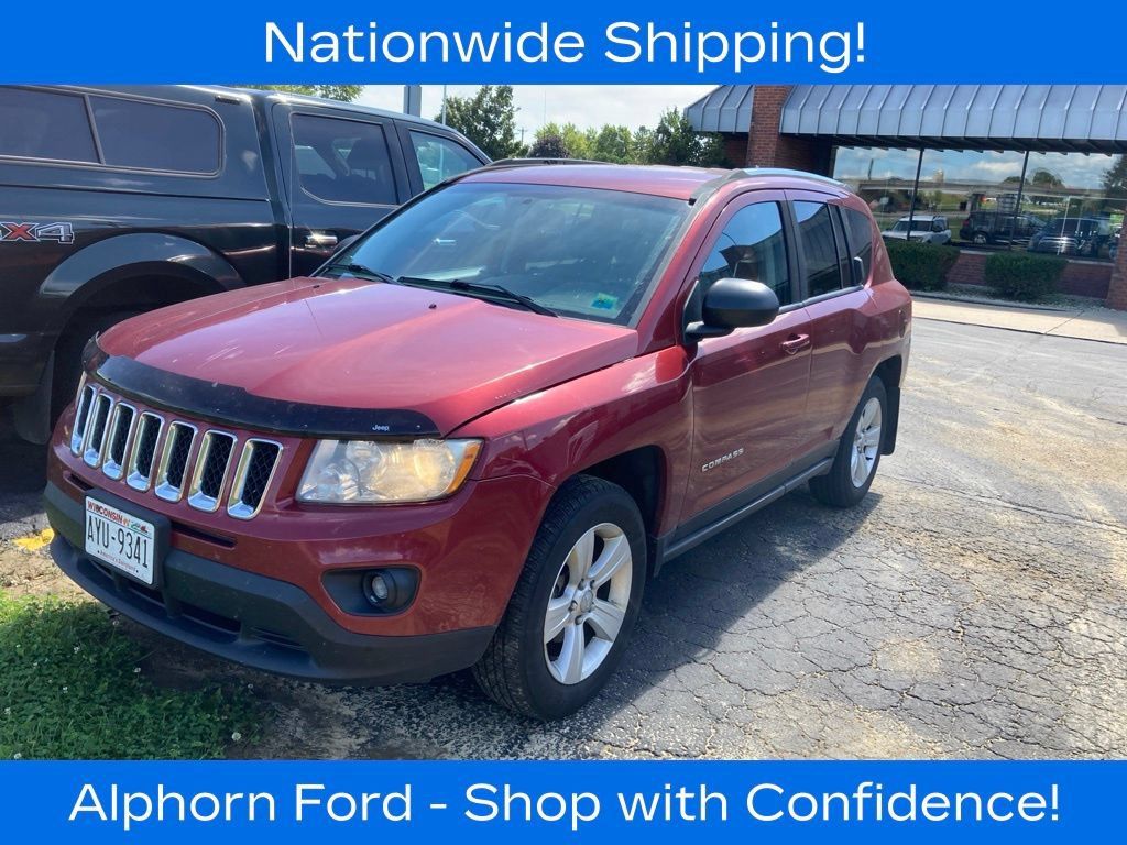 Used 2013 Jeep Compass Latitude AWD/4WD image 2