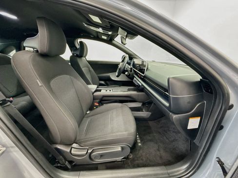 Used 2024 Hyundai Ioniq 6 SE RWD image 33