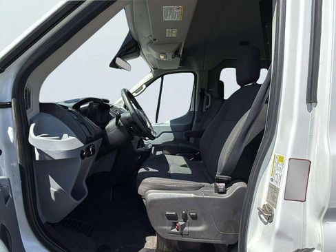 Used 2017 Ford Transit 150 XLT image 13
