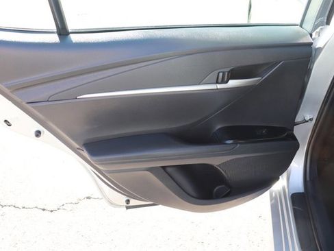Used 2025 Toyota Camry LE image 11