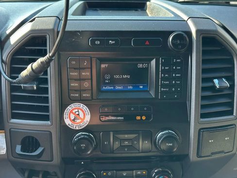 Used 2017 Ford F550 2WD Crew Cab Super Duty image 9