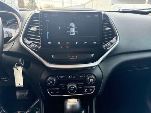 Used 2015 Jeep Cherokee Latitude image 22