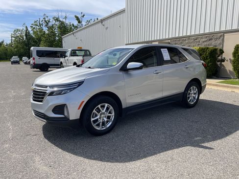 Used 2022 Chevrolet Equinox LT AWD/4WD image 7
