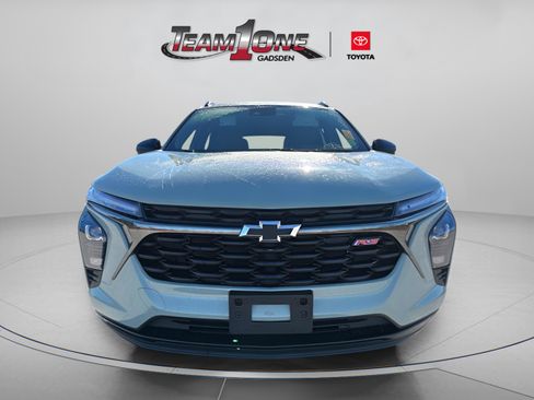 Used 2024 Chevrolet Trax RS w/ Driver Confidence Package image 4